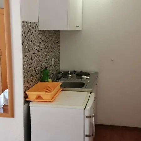 Ara